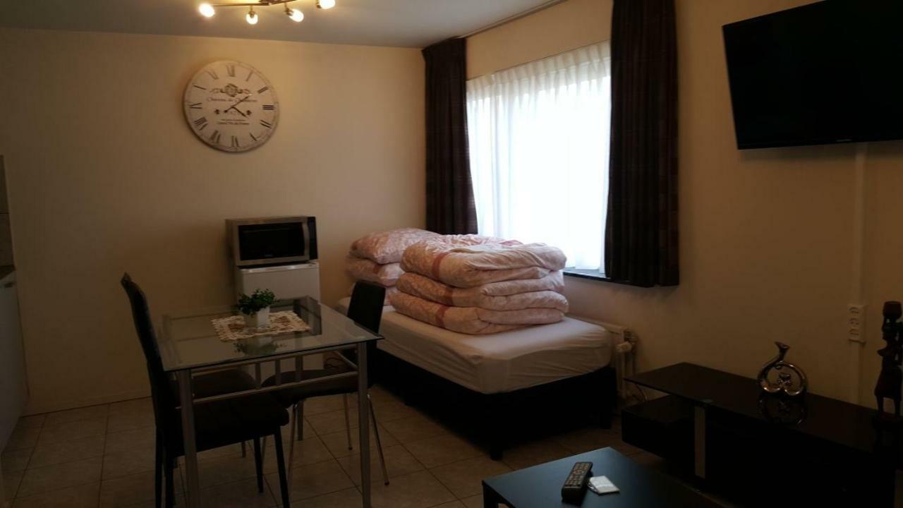 Apartment + Studios Insulinde Tilburg Kültér fotó