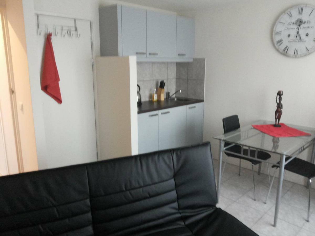 Apartment + Studios Insulinde Tilburg Kültér fotó