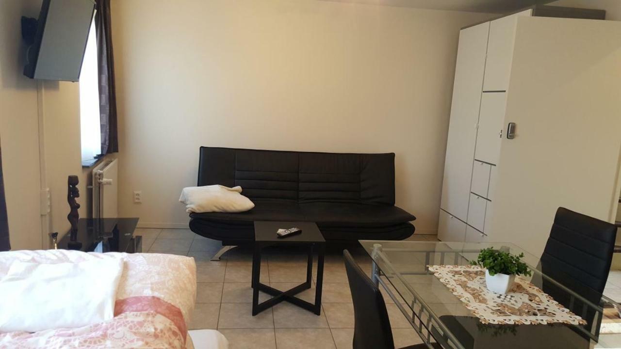 Apartment + Studios Insulinde Tilburg Kültér fotó